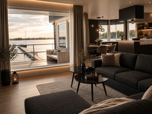 Lejlighed - balkon - søudsigt | Opholdsområde