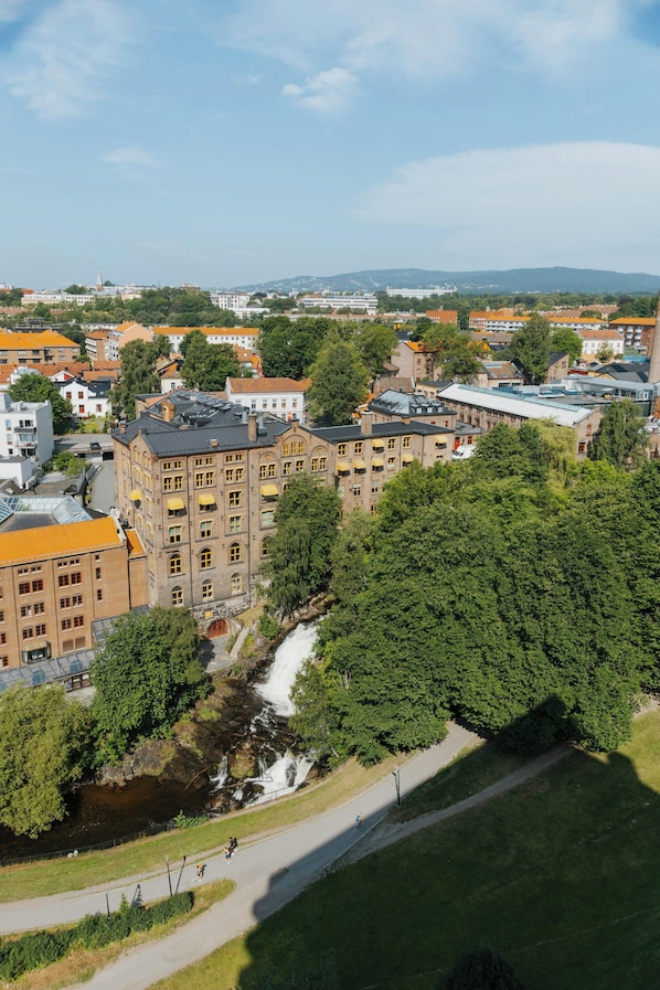 Uklassifisert bilde, 1 av 31, knapp