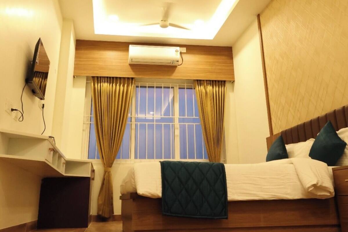 ห้องเอ็กเซกคิวทีฟดับเบิล | โต๊ะทำงาน, พื้นที่ทำงานแบบใช้แล็ปท็อป, Wi-Fi ฟรี