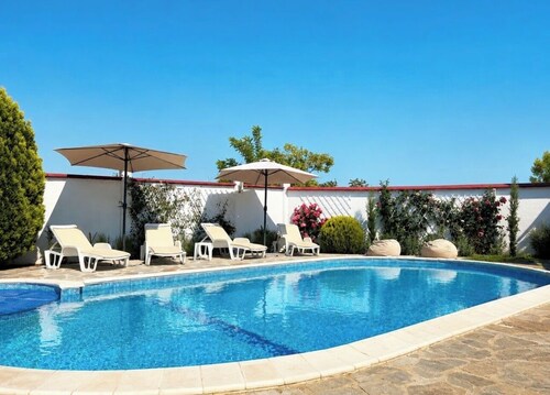 Beautiful guest house near Balchik with a private pool and stunning sea views.