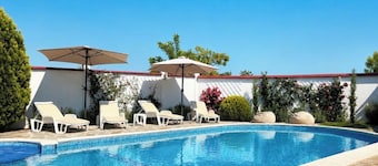 Beautiful guest house near Balchik with a private pool and stunning sea views.