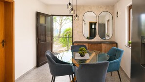 Dining - Awesome home in Krusevo with WiFi (Krusevo)