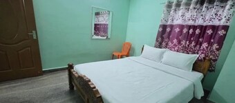Fabhotel Whites Inn Urapakkam
