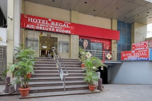 Property entrance - Fabhotel Regal I (Hyderabad)
