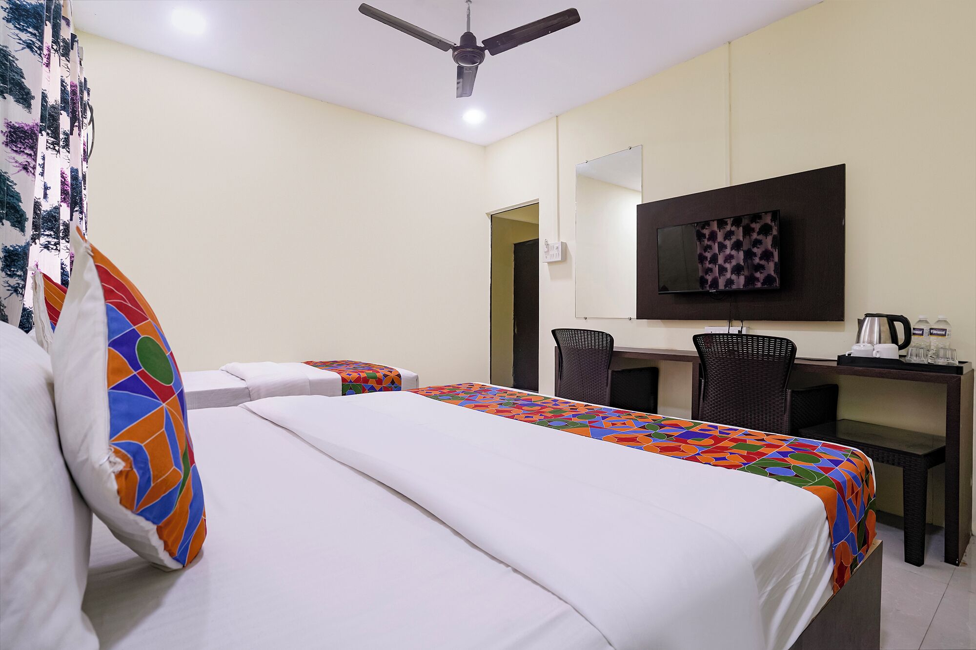 Family Room | Egyptian cotton sheets, premium bedding, in-room safe, desk