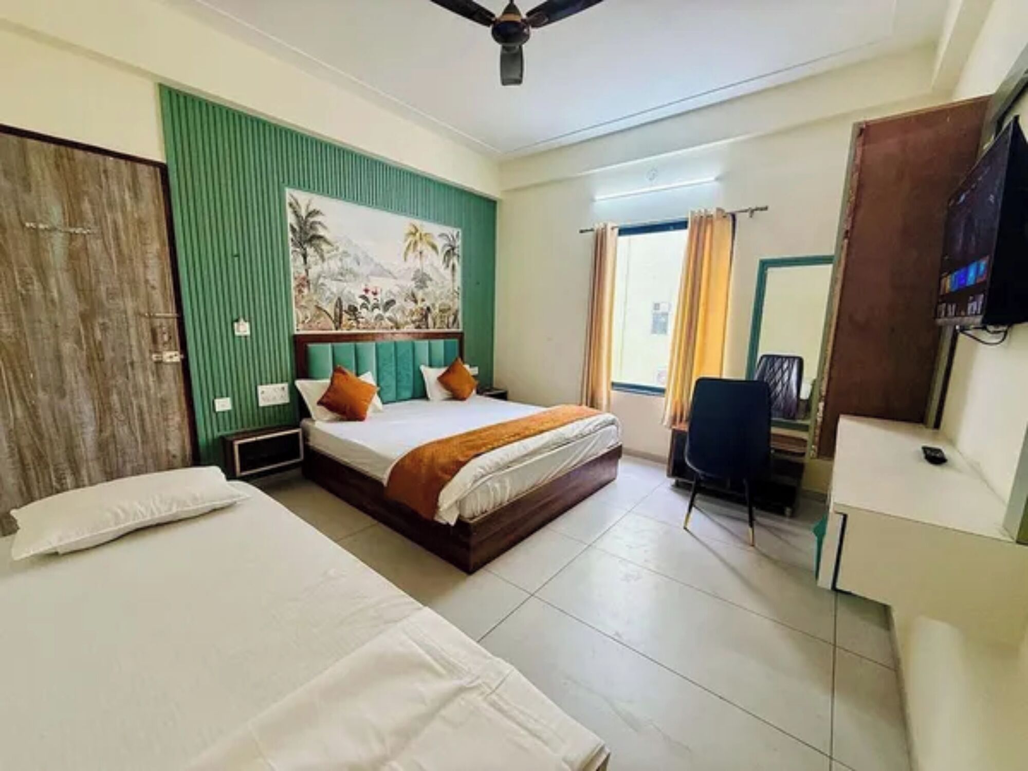 Habitación Premium | Sábanas de algodón egipcio y ropa de cama de alta calidad 