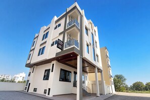 Exterior - FabHotel Prime Shri Shyam Ananda Palace - Nr Toran Dwar (Danta Ramgarh)