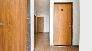 Ảnh chưa phân loại, 2 trong số 33 ảnh, nút