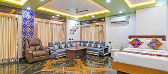 Fabhotel Prime Tanishq Inn