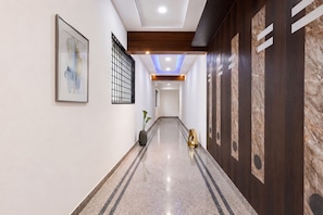 Lobby - Fabhotel Utsav Palace Inn (Bangalore)