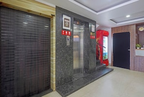 Elevator - Fabhotel Alfaa Inn (Bangalore)