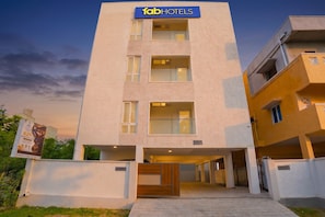 Front of property - Fabhotel Nimalan Residency (Chennai)