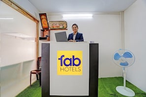 Reception - Fabhotel Nimalan Residency (Chennai)
