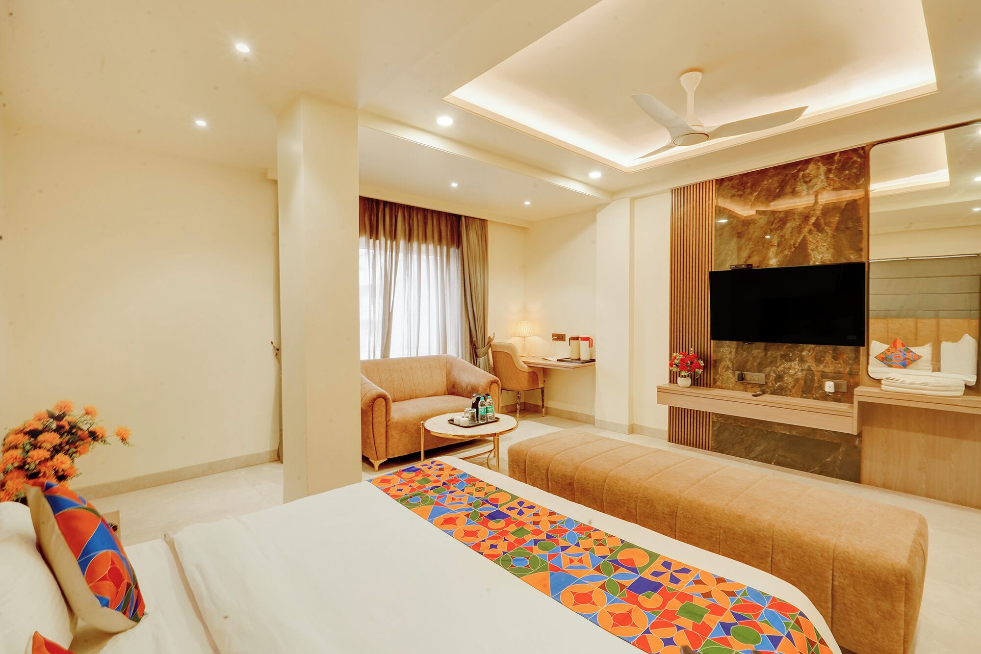 Premium Room | Egyptian cotton sheets, premium bedding, in-room safe, desk