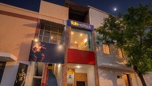 Exterior - Fabhotel Moon Stay - Nr Urappakkam Railway Station (Chennai)