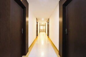 Lobby - Fabhotel Blue Dawn Gachibowli (Hyderabad)