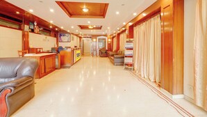 Quầy tiếp tân