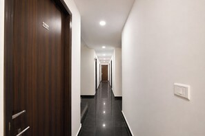 Lobby - Fabhotel Snereya (New Delhi)
