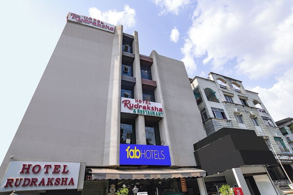 Fabhotel Rudraksha - Vijay Nagar