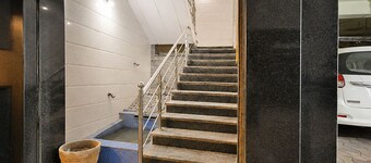 Fabhotel Prime Nakshatra Inn