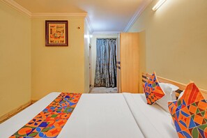 Egyptian cotton sheets, premium bedding, in-room safe, desk - Fabhotel Prime Nakshatra Inn (Hyderabad)