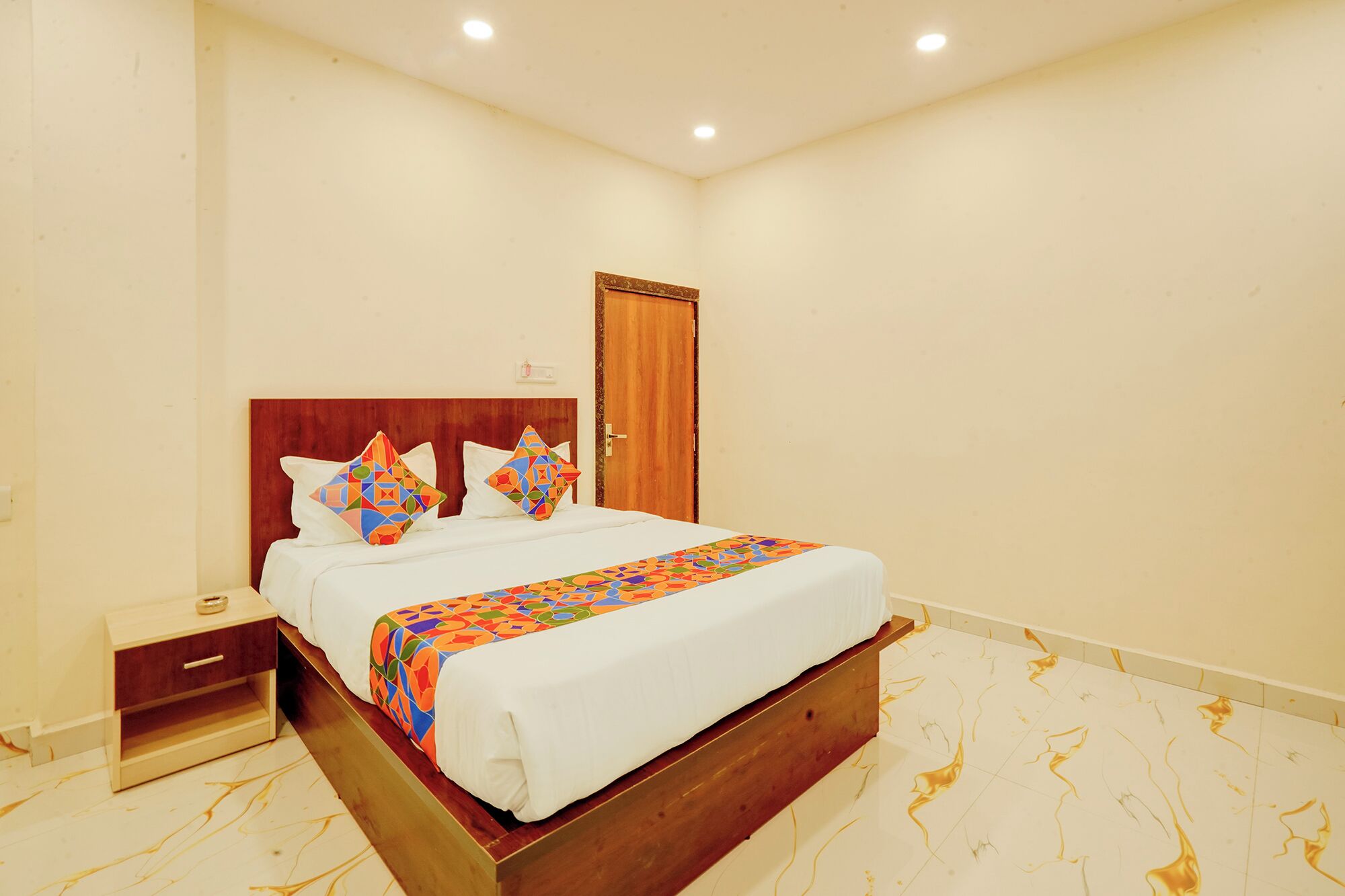 Deluxe Room | Egyptian cotton sheets, premium bedding, in-room safe, desk