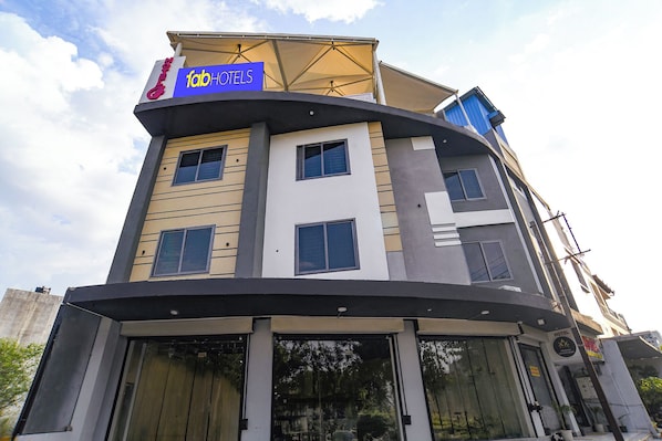 Exterior - Fabhotel Ambrosia Seventy Eight (Indore)