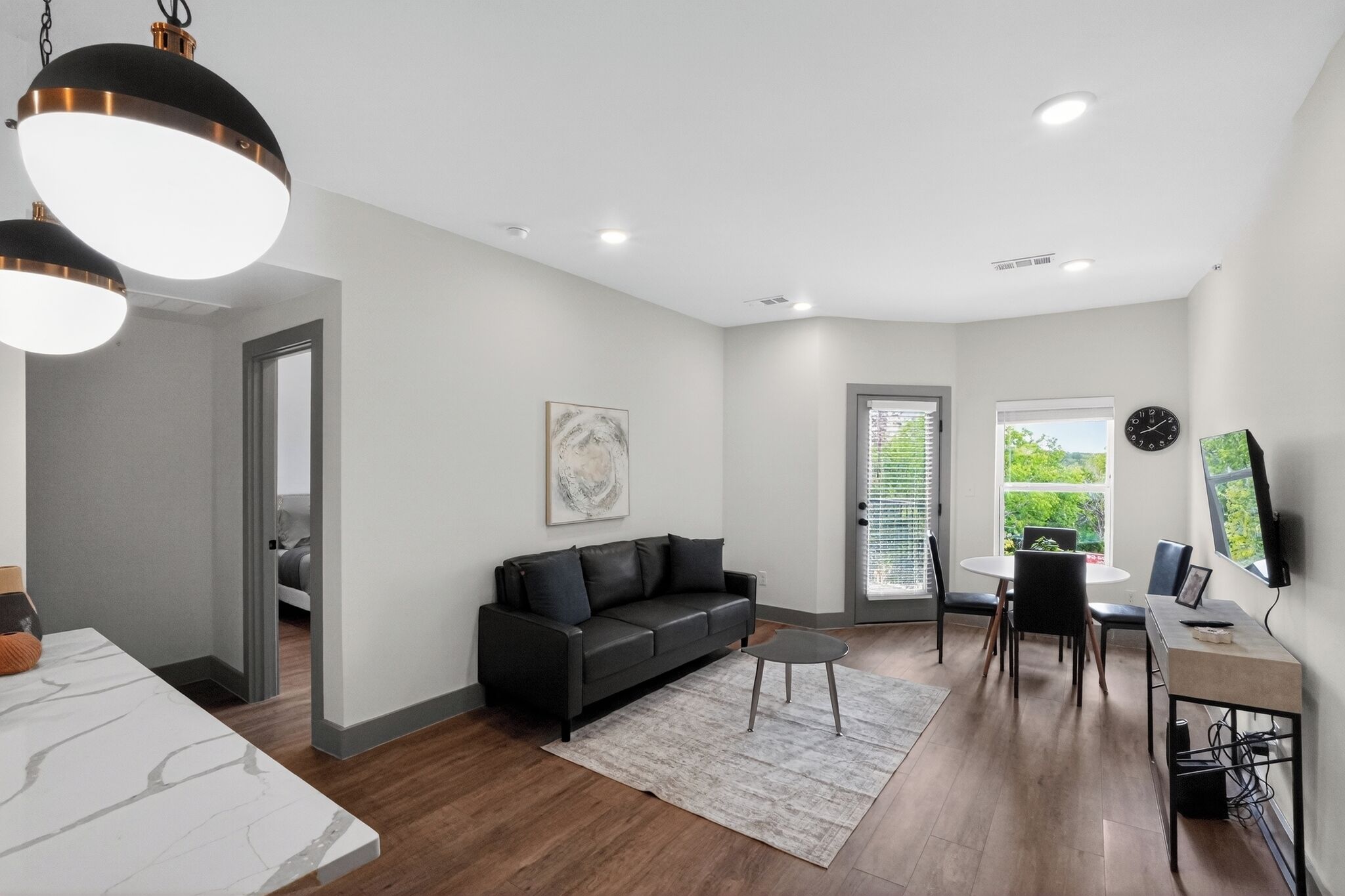 Modern 1-bedroom With Bright, Open Living Spaces. - Austin