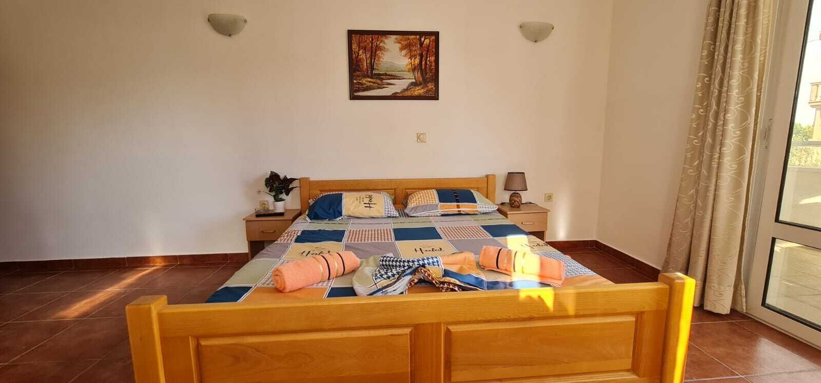 1 bedroom, iron/ironing board, WiFi (free), bed sheets