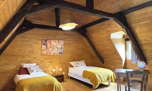 2 bedrooms, free WiFi - Stone house with parking - 4 guests (Blis-et-Born)