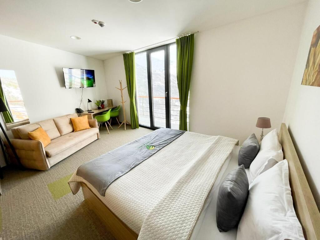 Comfort-Doppelzimmer | Schreibtisch, laptopgeeigneter Arbeitsplatz, Bügeleisen/Bügelbrett