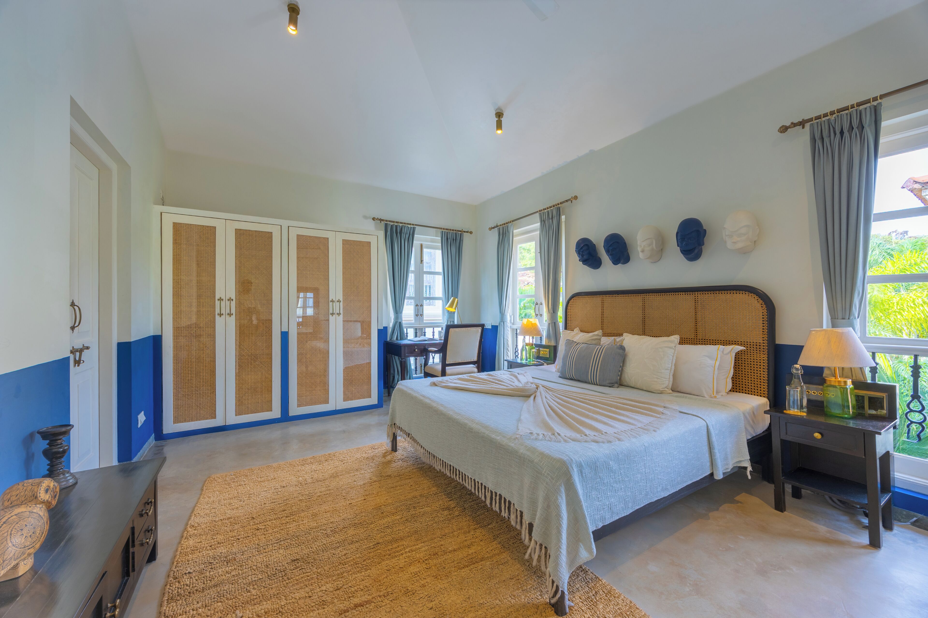 Deluxe Villa | Iron/ironing board, WiFi (free)