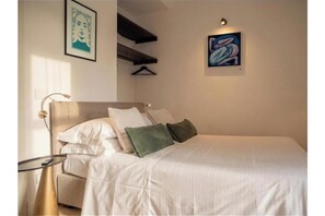 Room - Vrbo Property (Toscana)