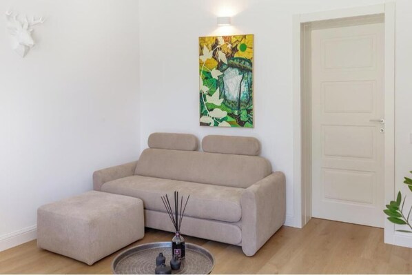 Living area - Vrbo Property (Toscana)