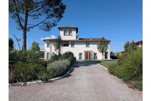Exterior - Vrbo Property (Toscana)