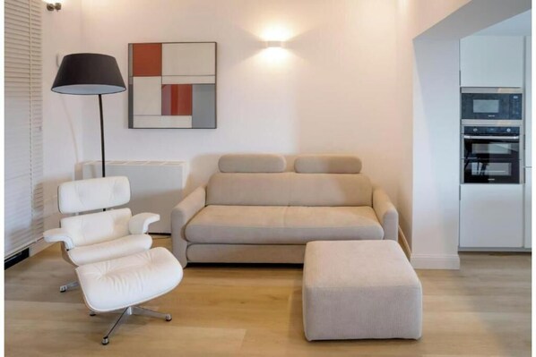 Living area - Vrbo Property (Toscana)