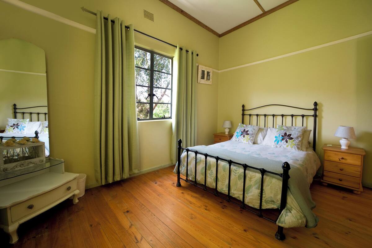 Casa familiar, balcón, vista al jardín | Wifi gratis