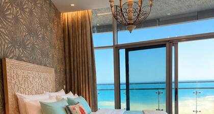 North Edge Grand Residence 4BR +Nanny Room 90sqm Terrace Panoramic Mediterranean