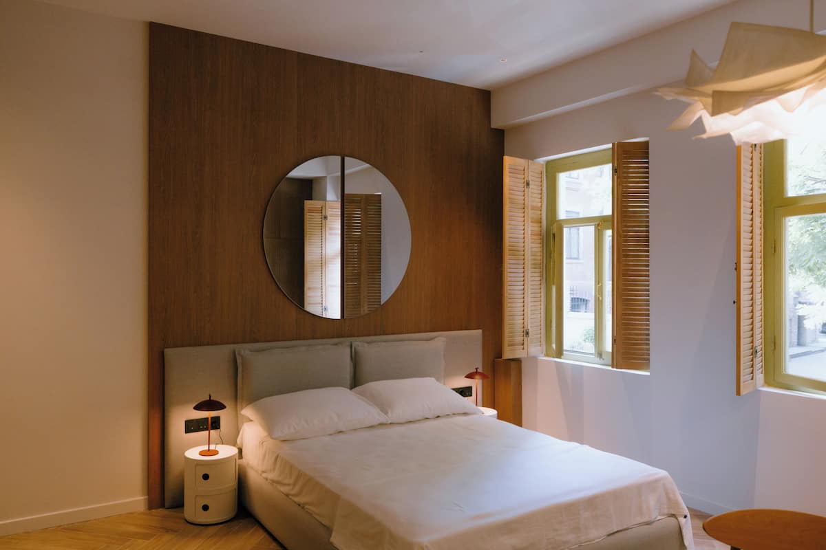 Estudio Signature | Espacio para trabajar con un portátil, wifi gratis, ropa de cama