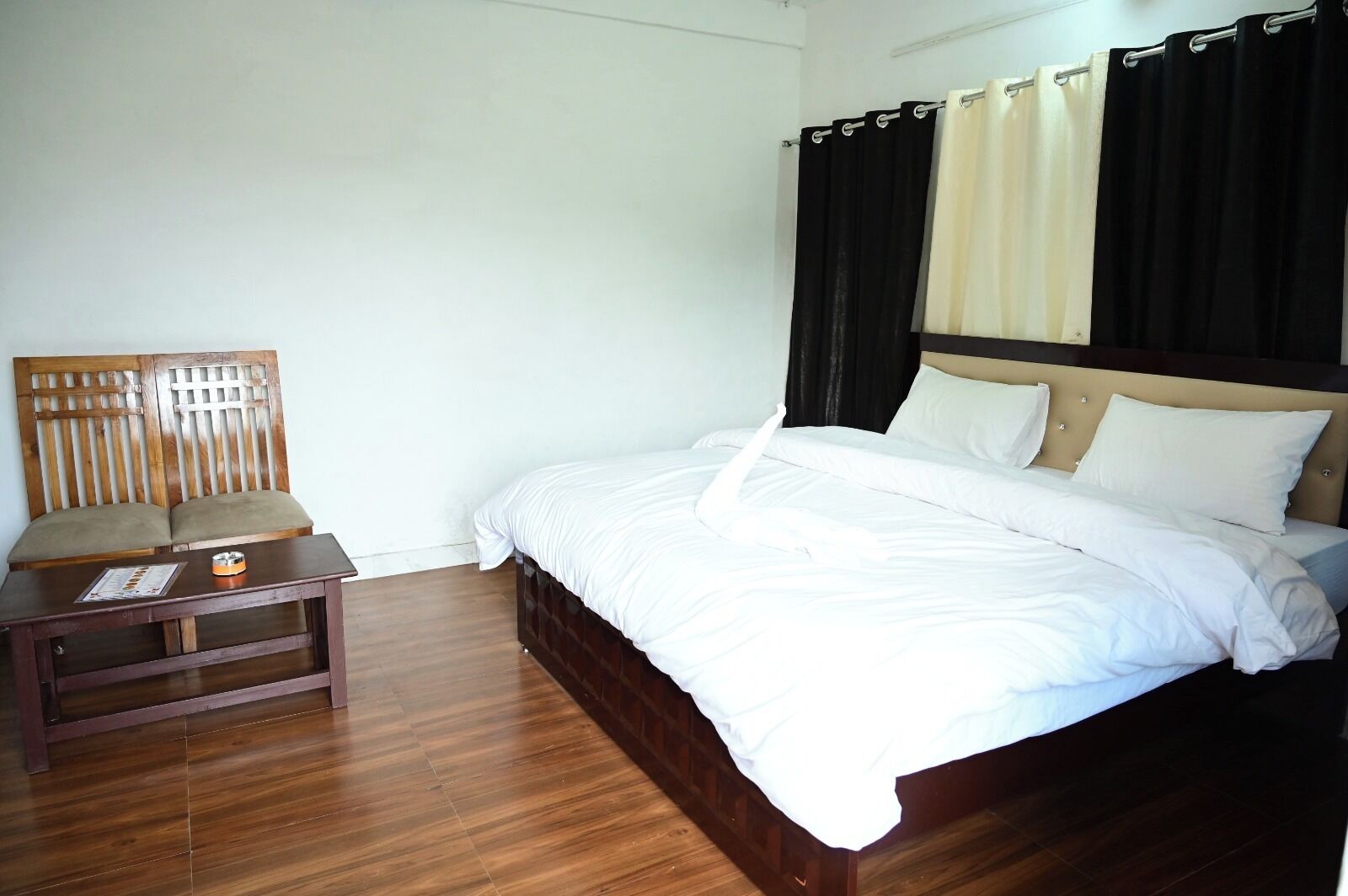 Deluxe Room Ground Floor | Desk, free WiFi, bed sheets