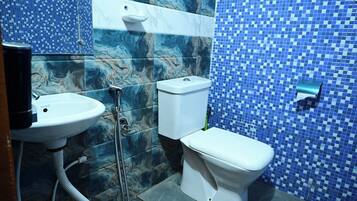 Shower, free toiletries, towels, soap