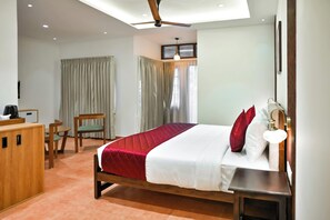 Habitación superior, balcón | Wifi gratis 