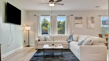 House | 4 bedrooms, Internet