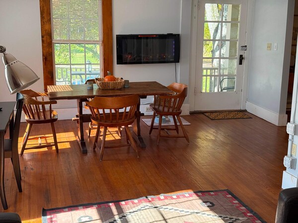 2br Pet-friendly Walk To Cafes Trails Wineries - Kingston, NY
