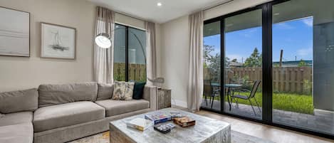 House | 4 bedrooms, Internet