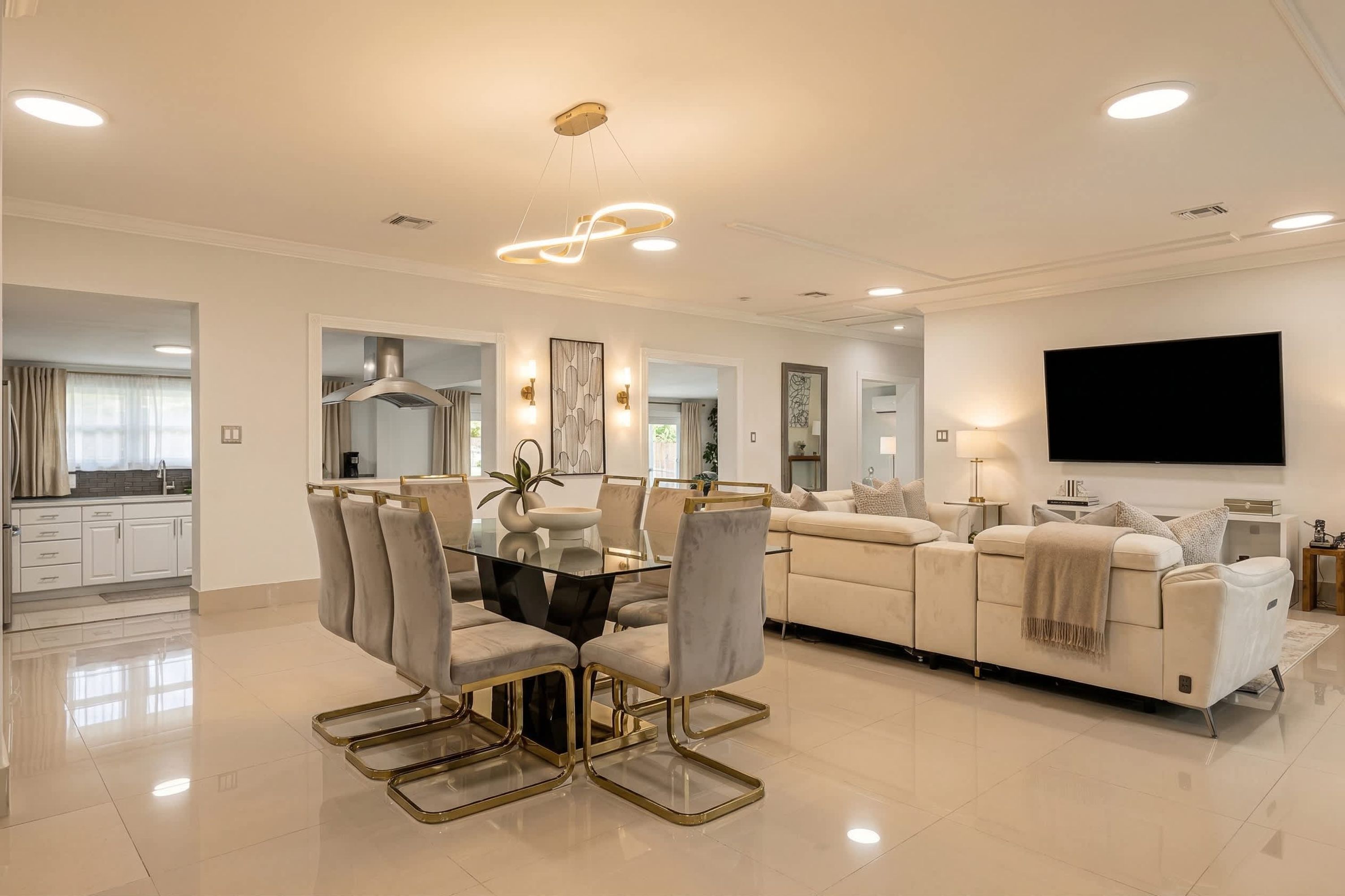 House | 6 bedrooms, Internet