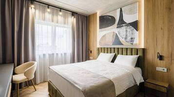 Standard-Doppelzimmer, Stadtblick