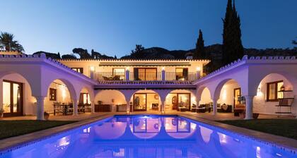 Hacienda del Cazador: Luxury Villa in La Alquería