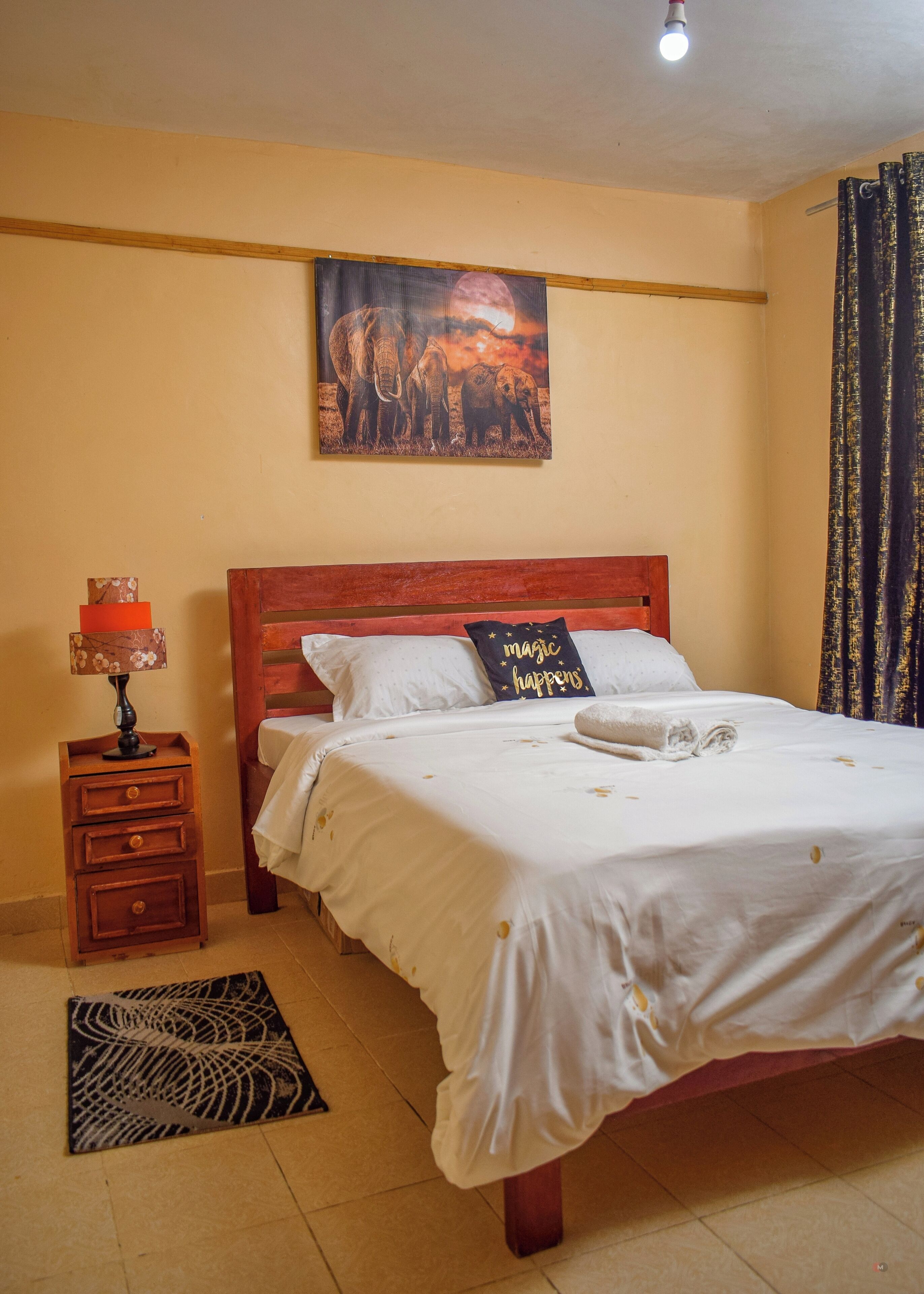 1 chambre, fer et planche à repasser, Wi-Fi, literie fournie