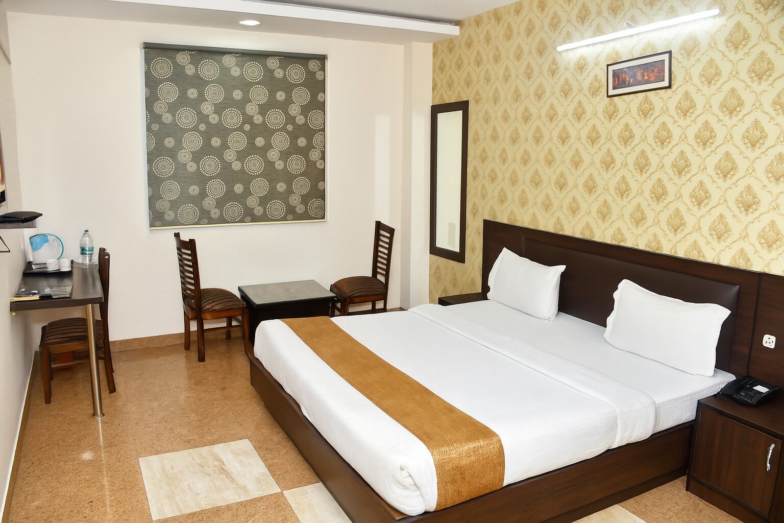 Kamar Deluks | Wi-Fi gratis